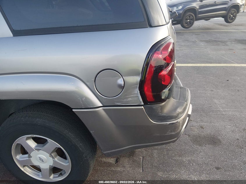 CHEVROLET TRAILBLAZER 2007 VIN 1GNDS13S072112074