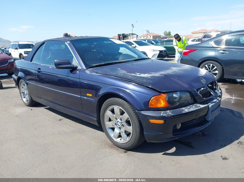 2001 BMW 325CI — zdjęcie z aukcji