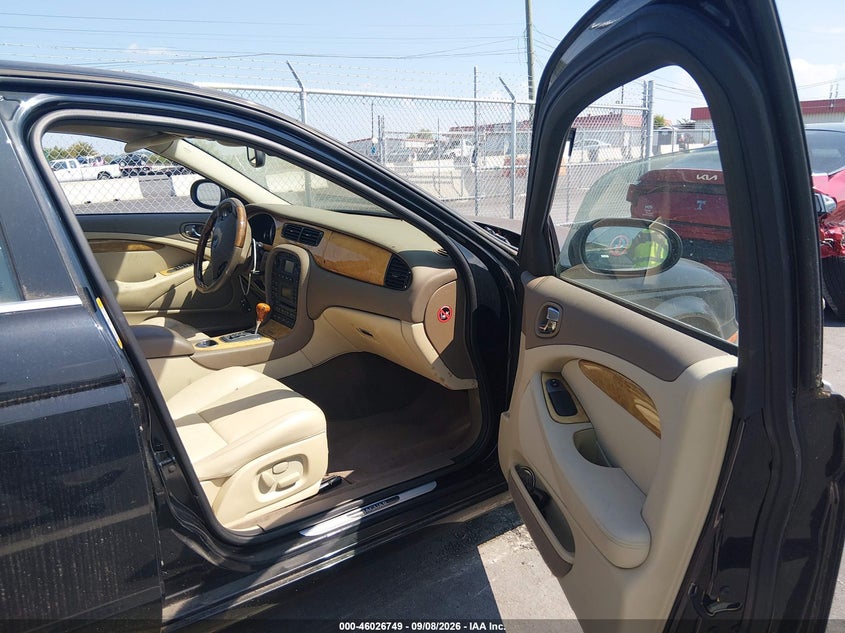 2006 JAGUAR S-TYPE auction photo 5