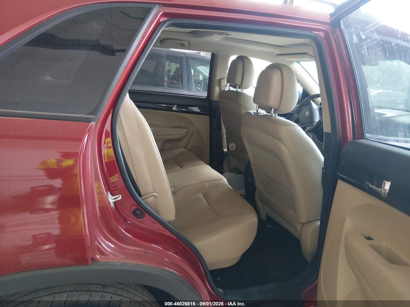 2011 KIA SORENTO auction photo 8