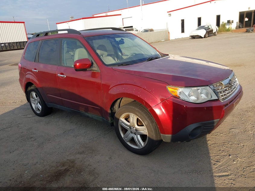 2010 SUBARU FORESTER auction photo 1