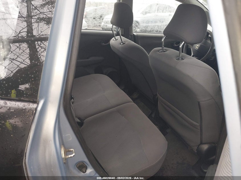 HONDA FIT 2010 VIN JHMGE8H24AC027348