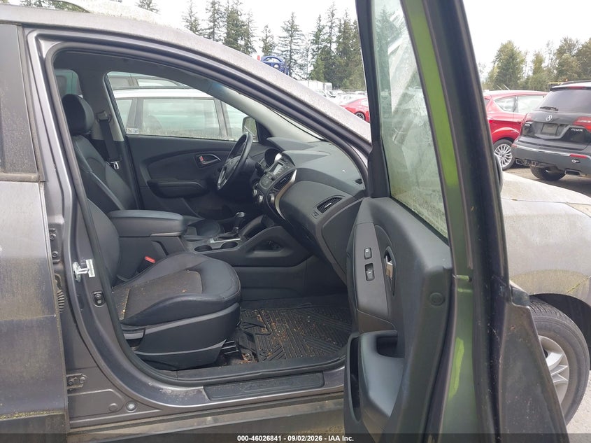 2015 HYUNDAI TUCSON auction photo 5