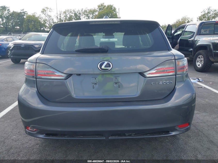 2013 LEXUS CT HATCHBACK 1.8L I-4 DOHC, VVT, 98HP