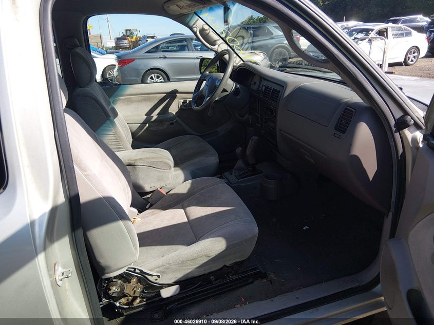 TOYOTA TACOMA 2004 VIN 5TEWM72N04Z431802