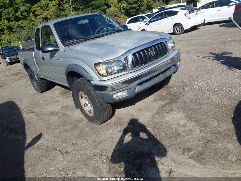 2004 TOYOTA TACOMA auction photo 1
