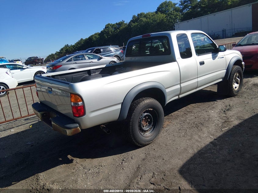 2004 TOYOTA TACOMA auction photo 4