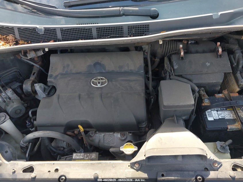 2012 TOYOTA SIENNA VAN 3.5L V-6 DOHC, VVT, REGULAR , 266HP