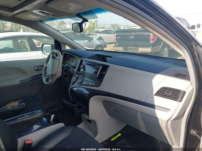 2012 TOYOTA SIENNA VAN 3.5L V-6 DOHC, VVT, REGULAR , 266HP