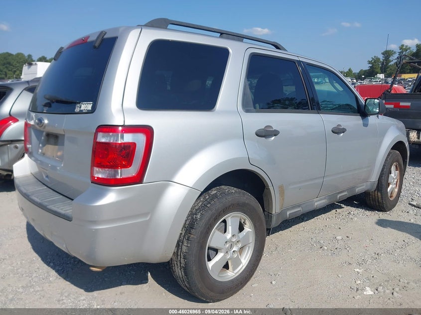 2012 FORD ESCAPE auction photo 4
