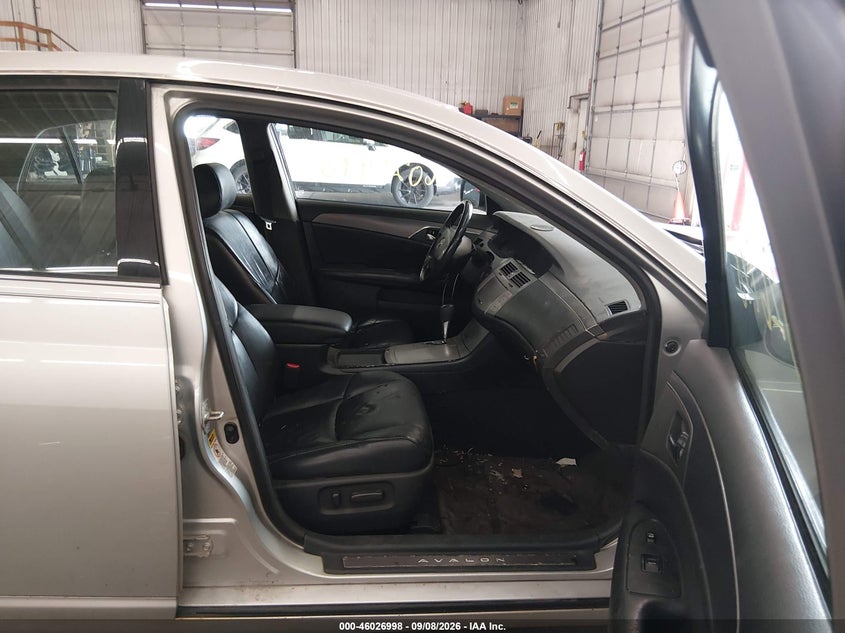 2008 TOYOTA AVALON auction photo 5