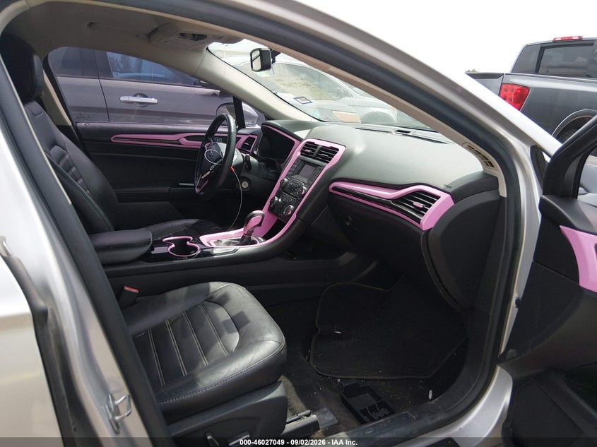 2015 FORD FUSION auction photo 5