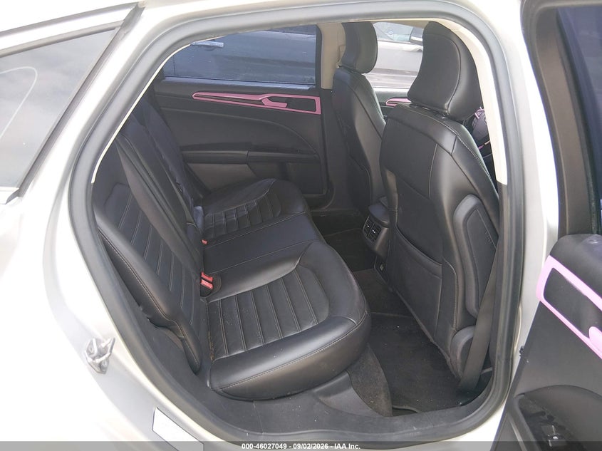 2015 FORD FUSION auction photo 8