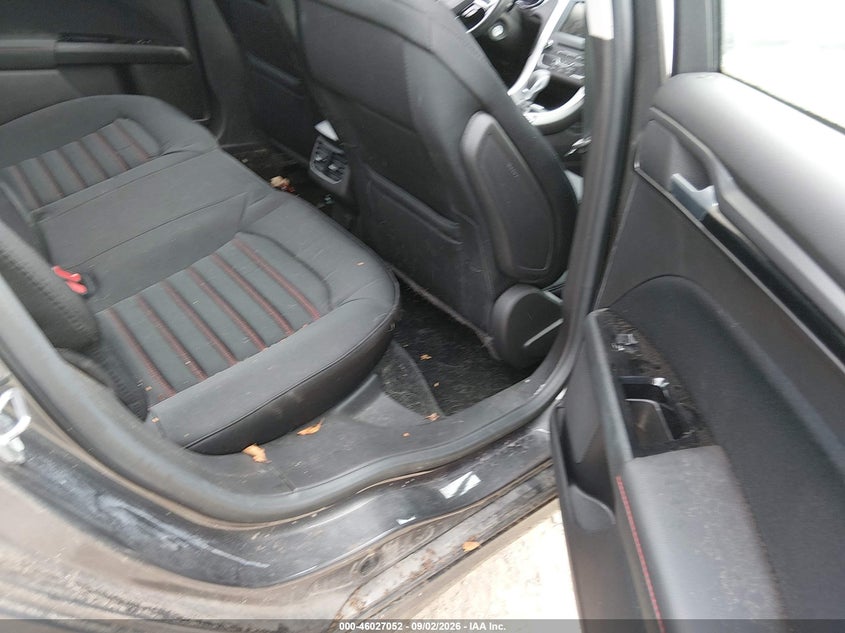2016 FORD FUSION auction photo 8
