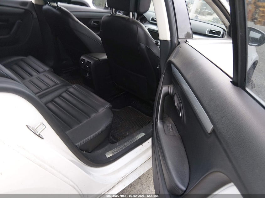 2013 VOLKSWAGEN CC auction photo 8