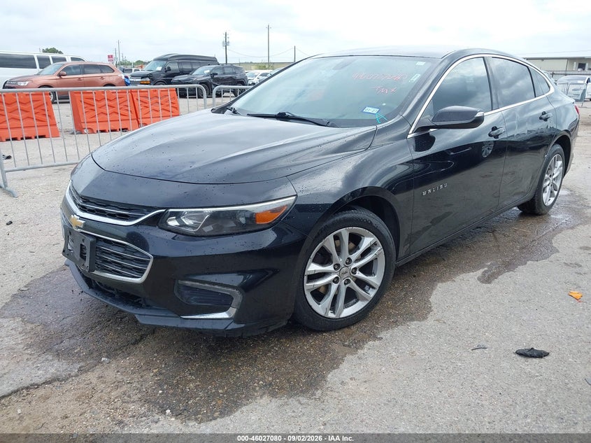 2018 CHEVROLET MALIBU auction photo 2