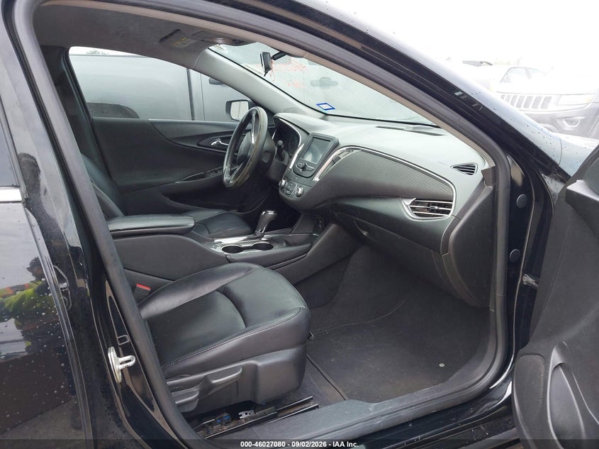 2018 CHEVROLET MALIBU auction photo 5
