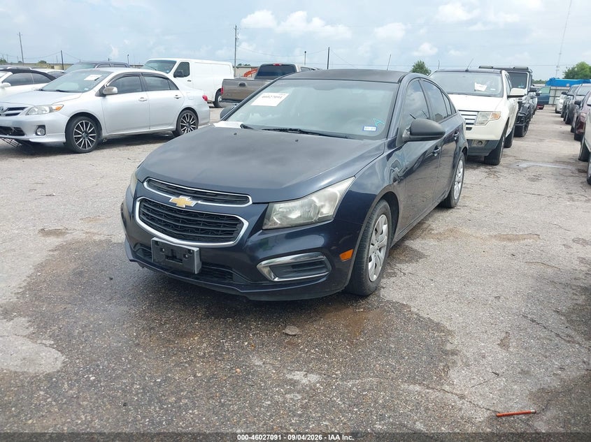2015 CHEVROLET CRUZE auction photo 2