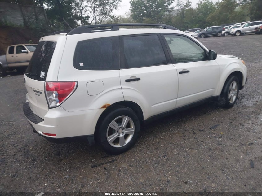 SUBARU FORESTER 2011 VIN JF2SHABC3BH732272
