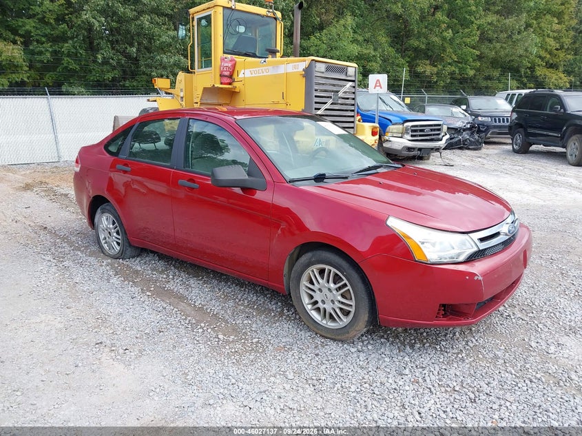 Vin: 1fahp3fn6bw204276, lot: 46526528, ford focus se 2011 img_1