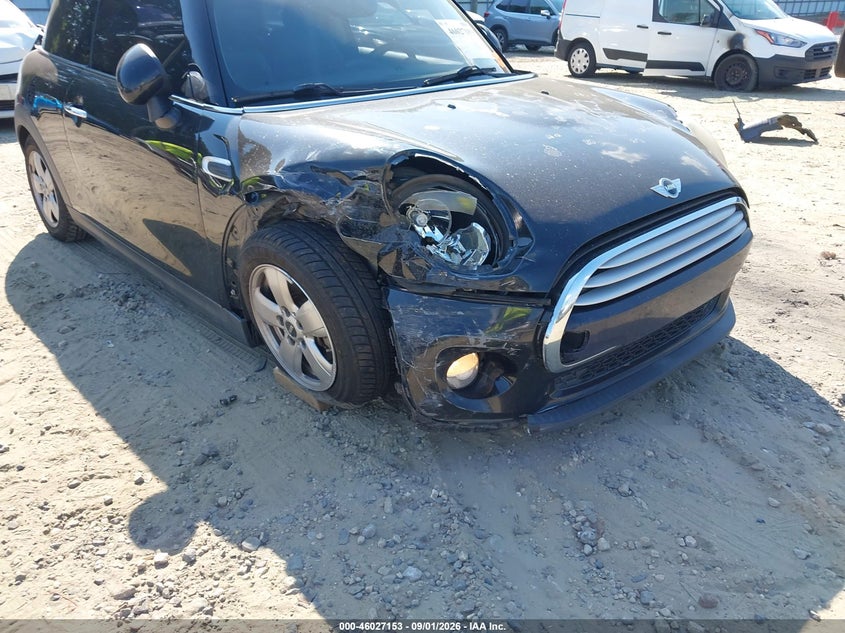 2014 MINI HARDTOP auction photo 6