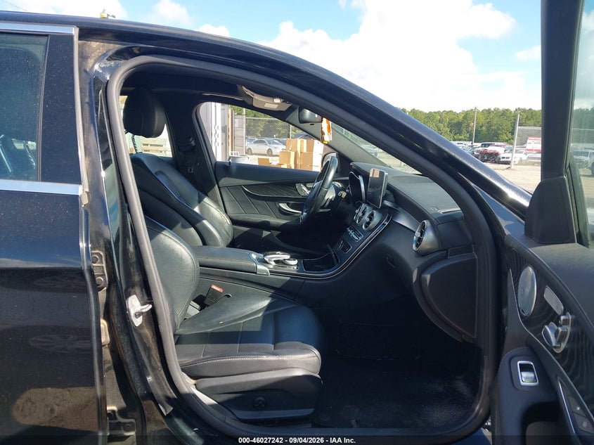 2017 MERCEDES-BENZ C 300 auction photo 5