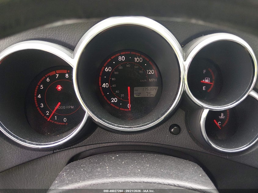 Фото 7 - TOYOTA MATRIX