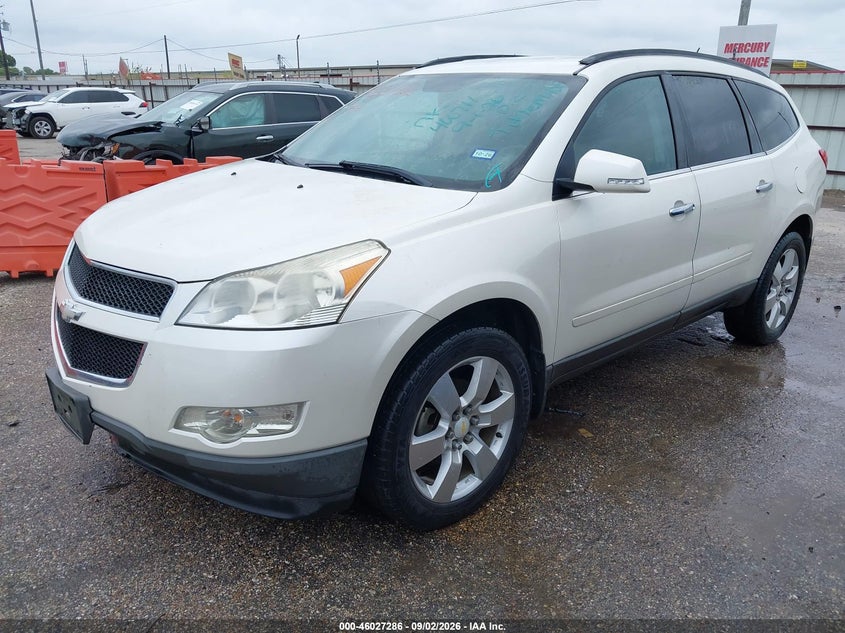 2012 CHEVROLET TRAVERSE auction photo 2