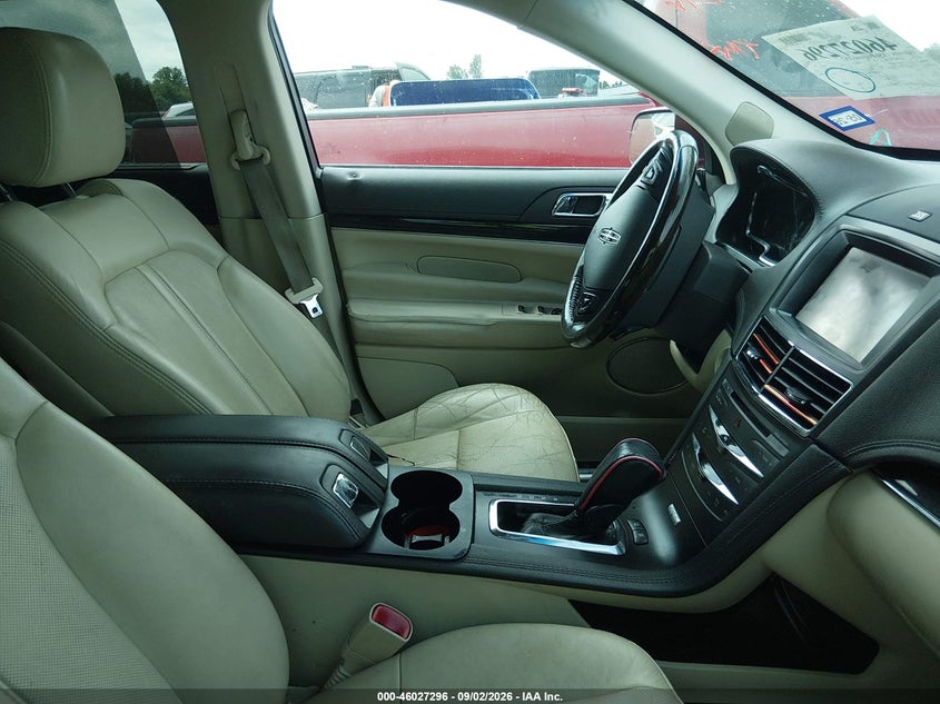 2013 LINCOLN MKT auction photo 5