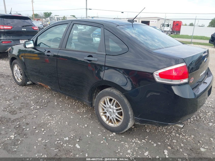 2011 FORD FOCUS auction photo 3