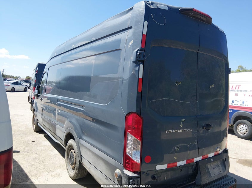 Vin: 1ftyr3xm4kkb33239, lot: 46526748, ford transit-250 20193