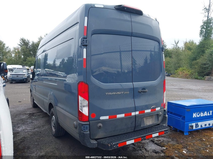 2019 FORD TRANSIT-250 auction photo 3