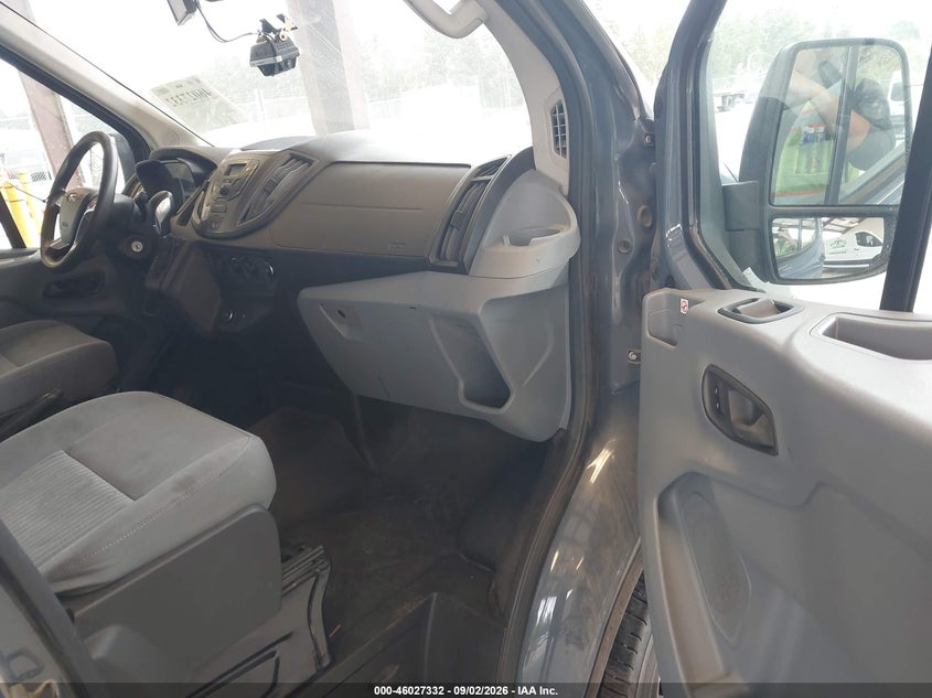 2019 FORD TRANSIT-250 auction photo 5