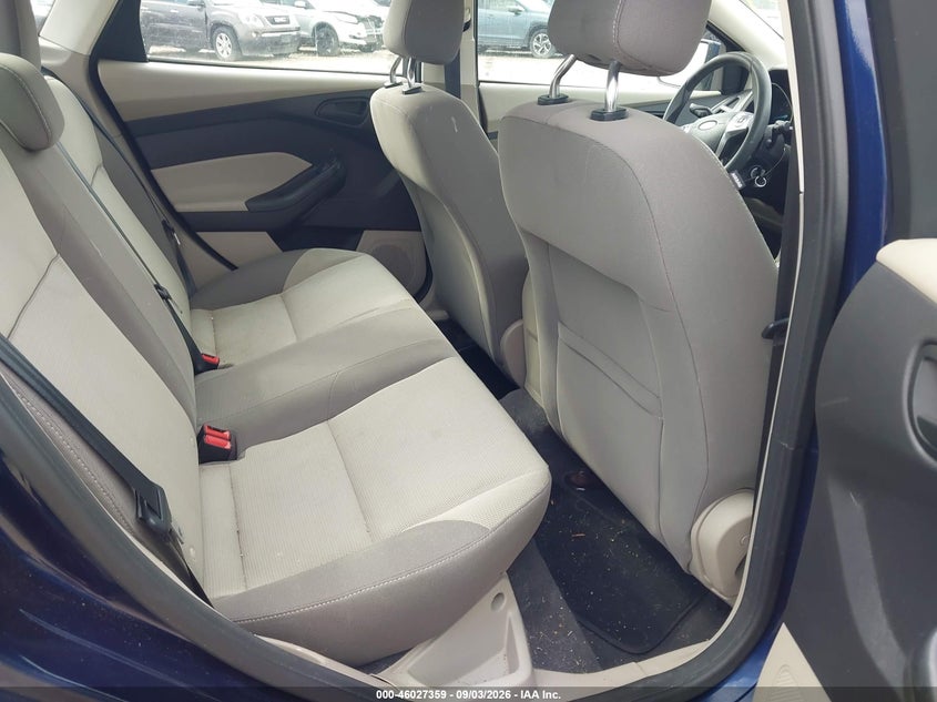 2012 FORD FOCUS auction photo 8