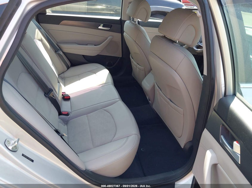 2015 HYUNDAI SONATA auction photo 8