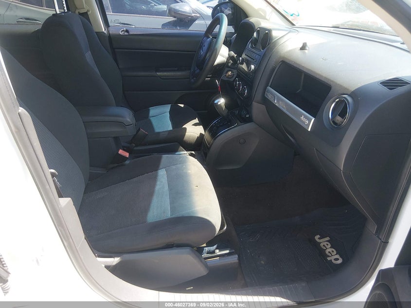 2016 JEEP COMPASS auction photo 5