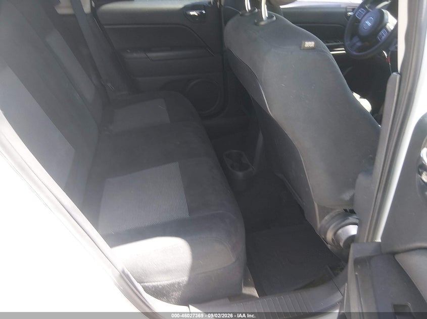 2016 JEEP COMPASS auction photo 8
