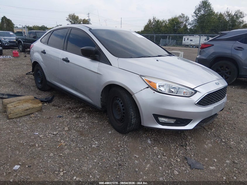 Vin: 1fadp3e24jl264854, lot: 46526798, ford focus s 2018 img_1