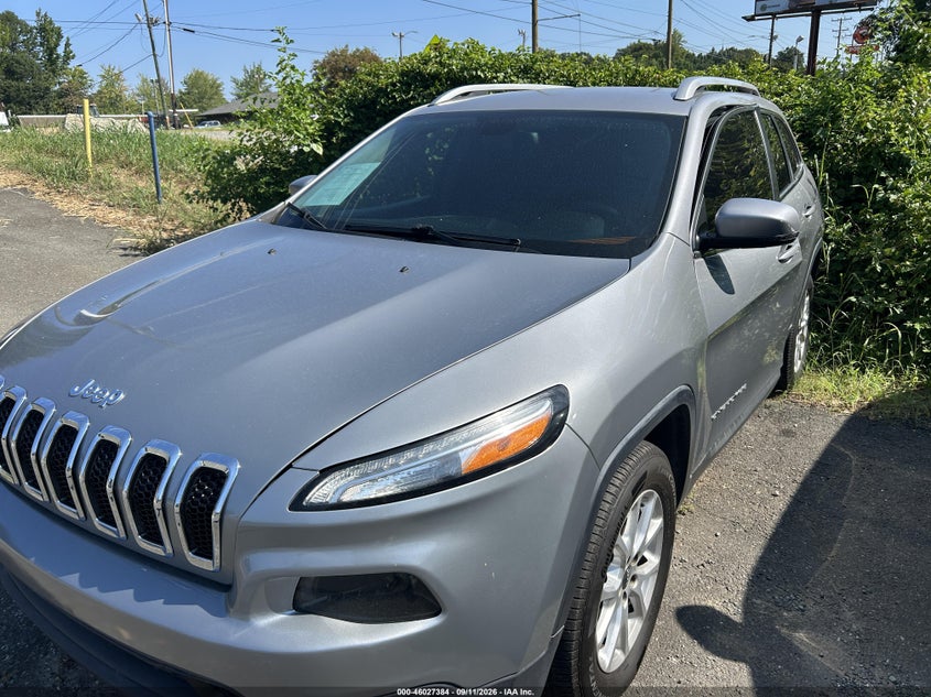 2017 JEEP CHEROKEE auction photo 2
