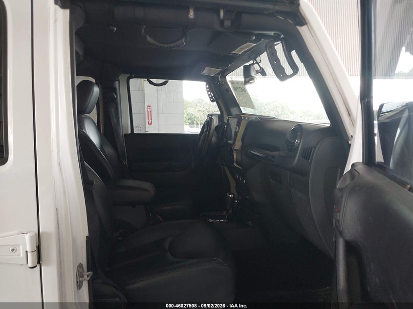2014 JEEP WRANGLER UNLIMITED auction photo 5