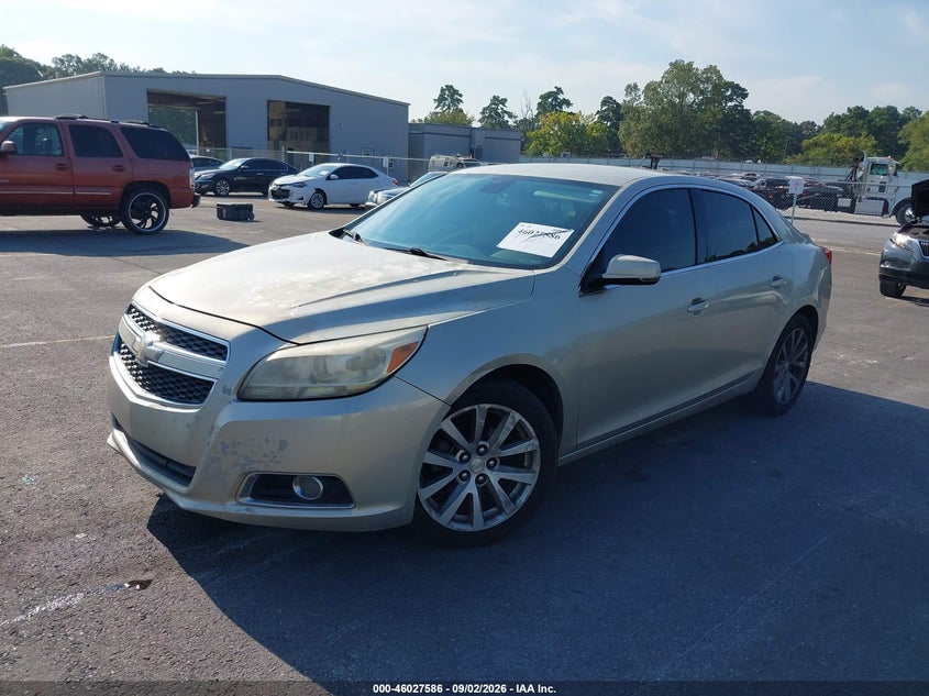 2013 CHEVROLET MALIBU auction photo 2