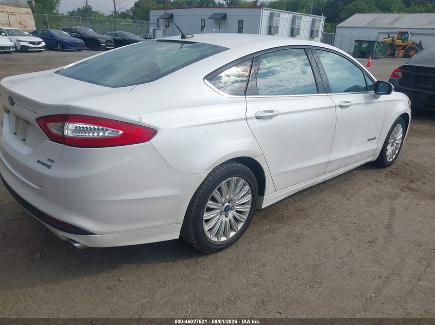 2014 FORD FUSION HYBRID auction photo 4