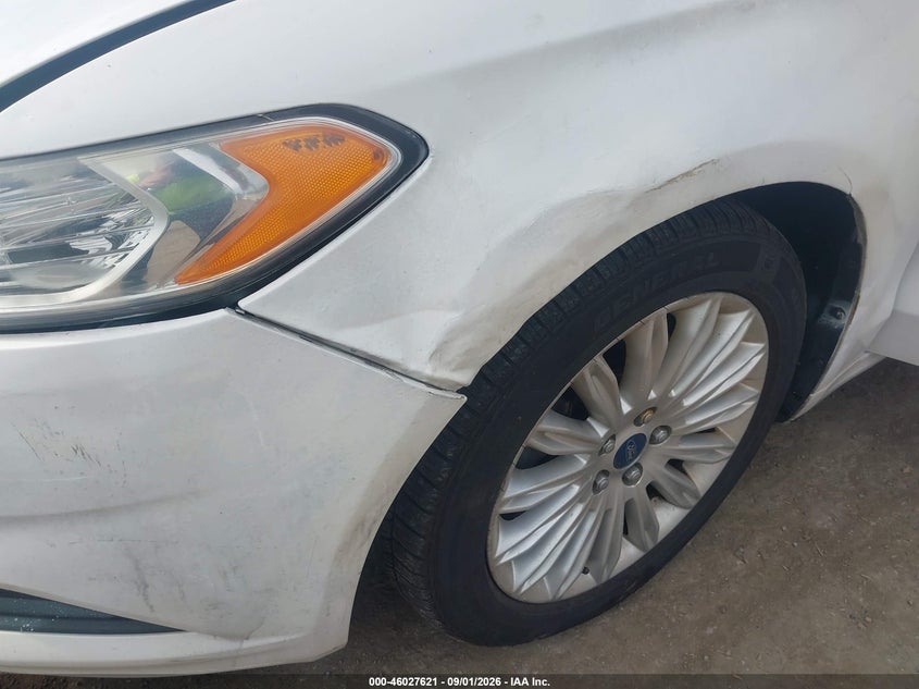2014 FORD FUSION HYBRID auction photo 6