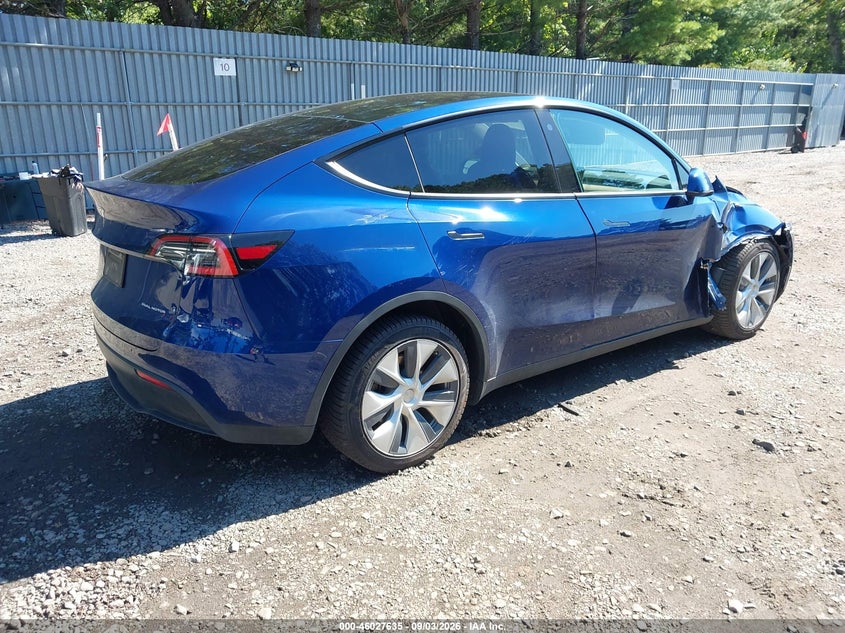 TESLA MODEL Y - zdjęcie 4