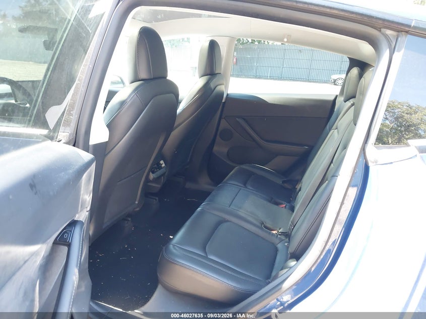 TESLA MODEL Y - zdjęcie 8