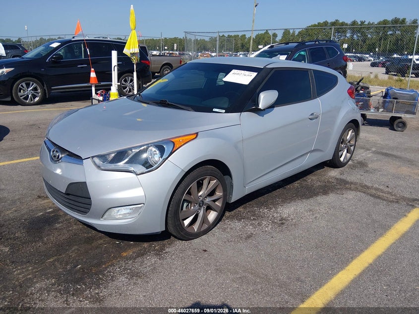 2017 HYUNDAI VELOSTER auction photo 2