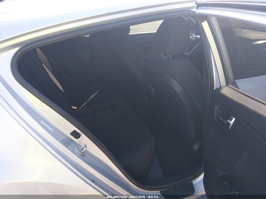 2017 HYUNDAI VELOSTER auction photo 8