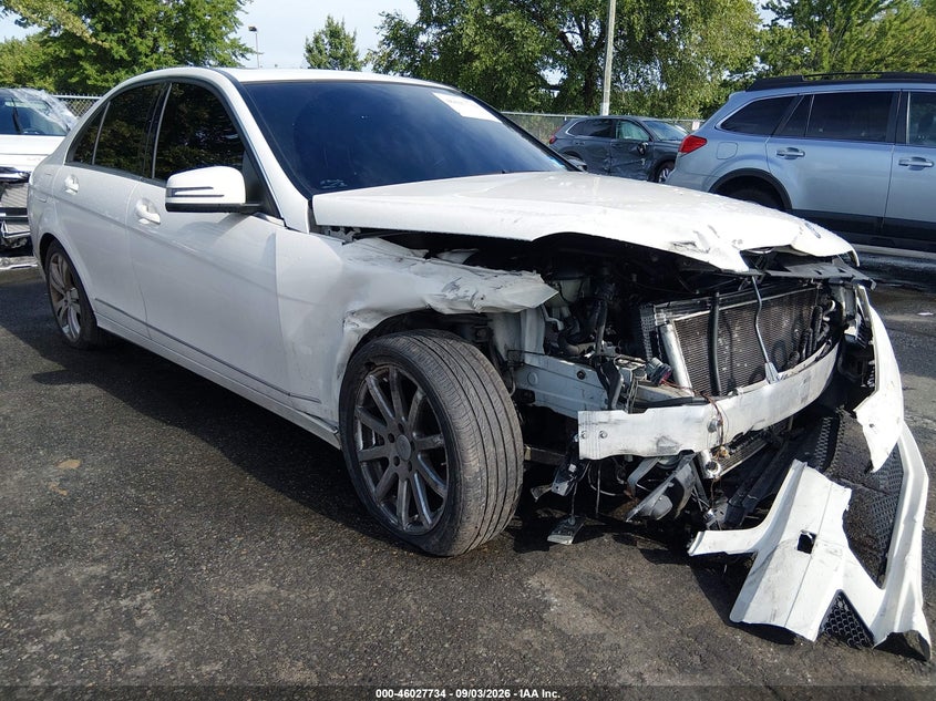 2010 MERCEDES-BENZ C 300 LUXURY 4MATIC/SPORT 4MATIC