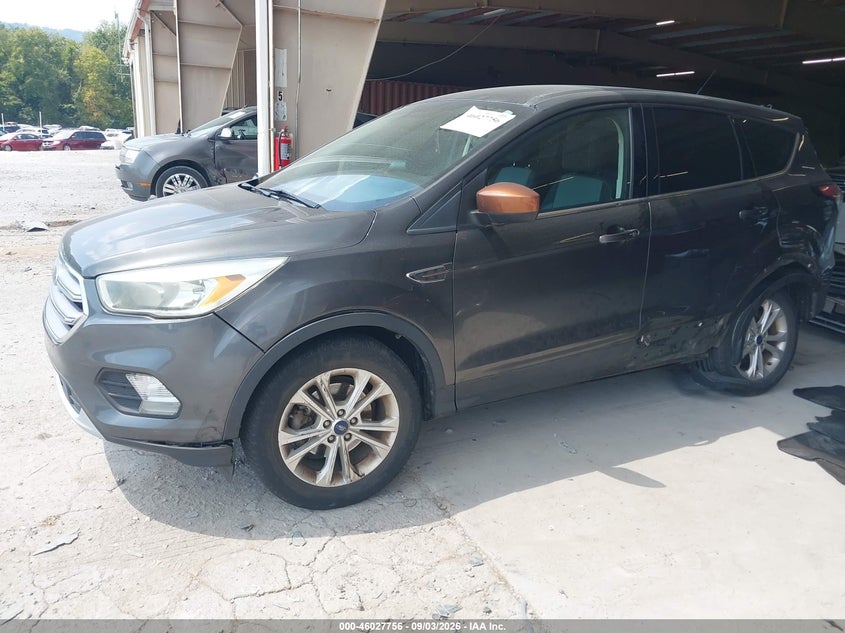 Vin: 1fmcu0gd0hud75073, lot: 46527175, ford escape se 20172