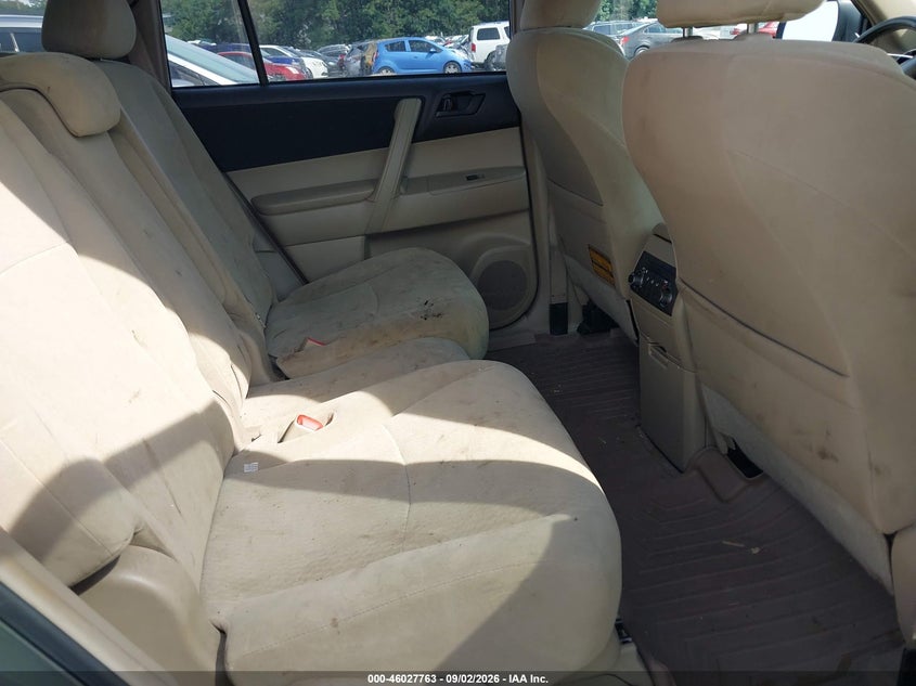 2010 TOYOTA HIGHLANDER auction photo 8